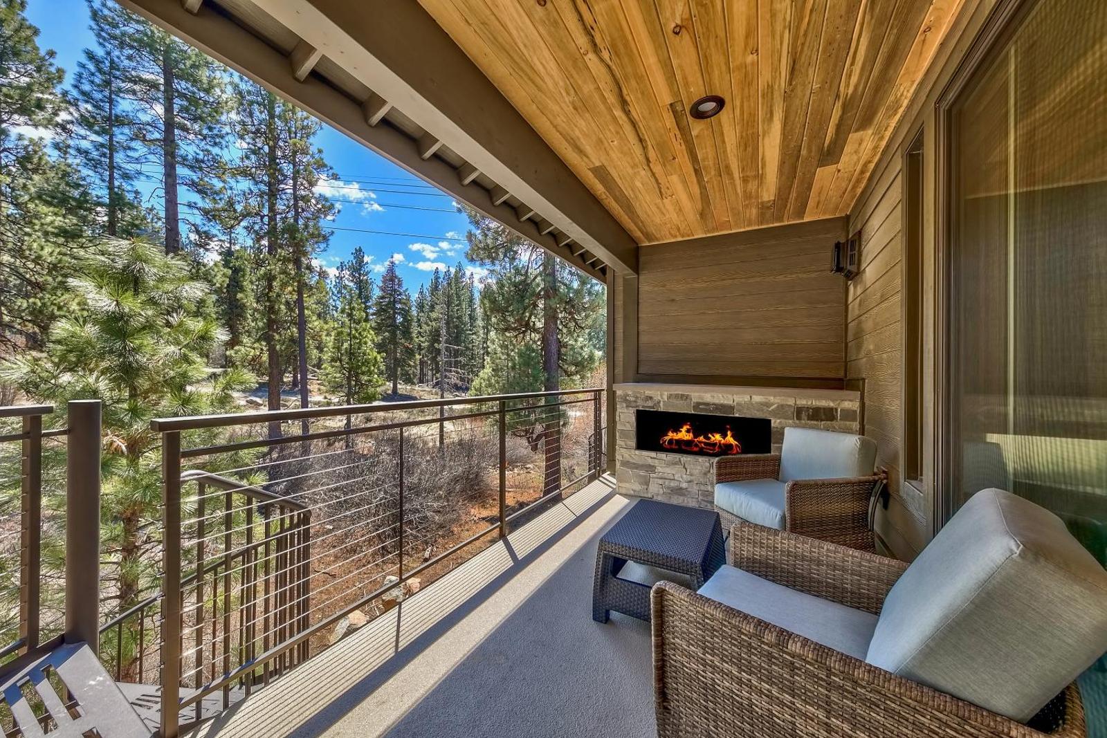 New Luxury Vacation Home In South Lake Tahoe Townhouse Main image 1